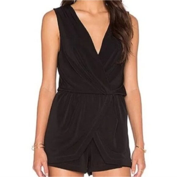 BCBGeneration Faux Wrap Skirt Shorts Romper Skort Size XS Black Party Casual - Picture 1 of 10